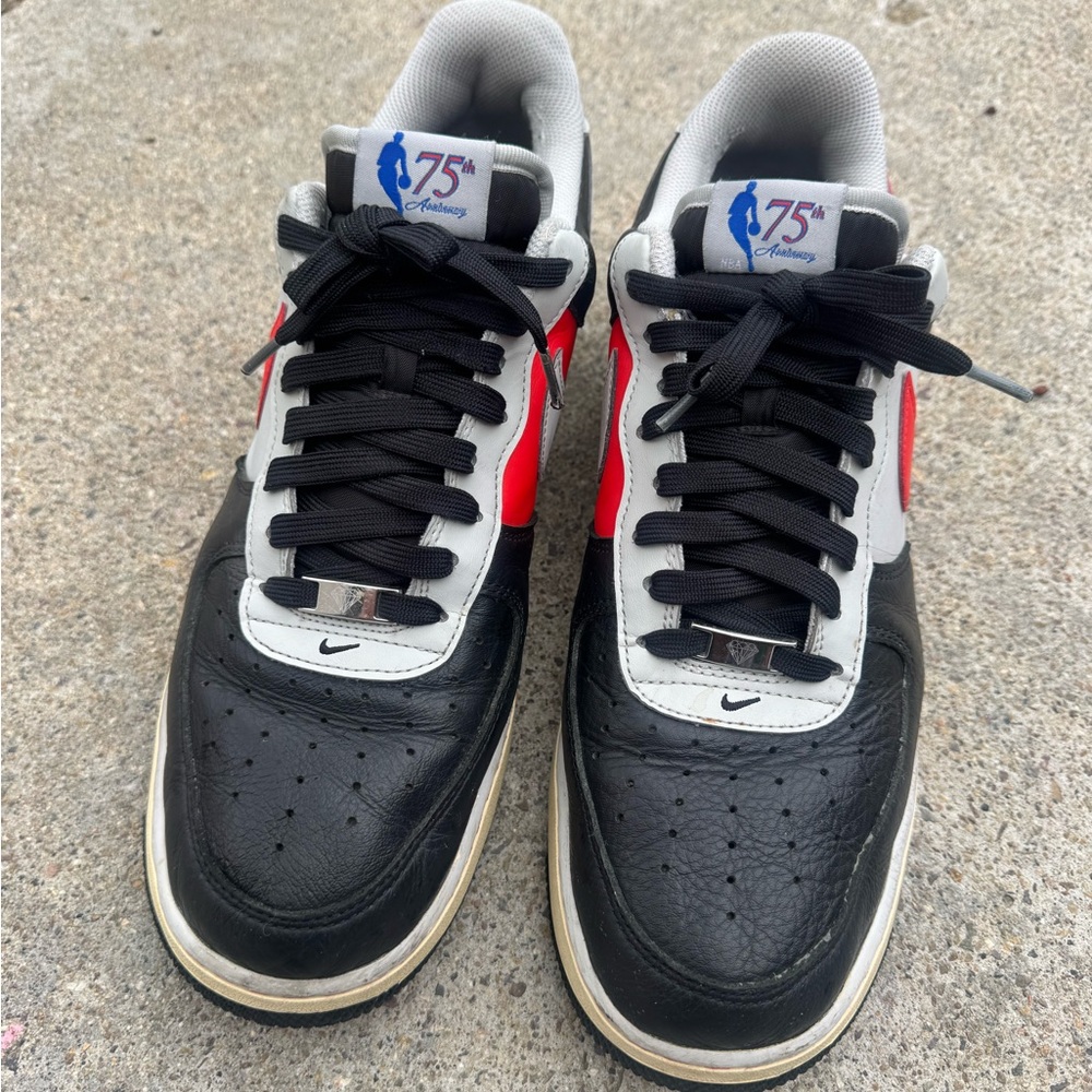 Nike Men’s Black Air Force 1
